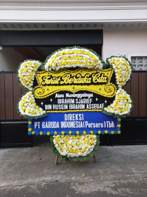 Papan Bunga Duka di Kemtuk Gresi